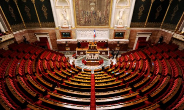 Petition : Stop à l'état d'urgence sanitaire ! Exigeons la destitution de Macron !