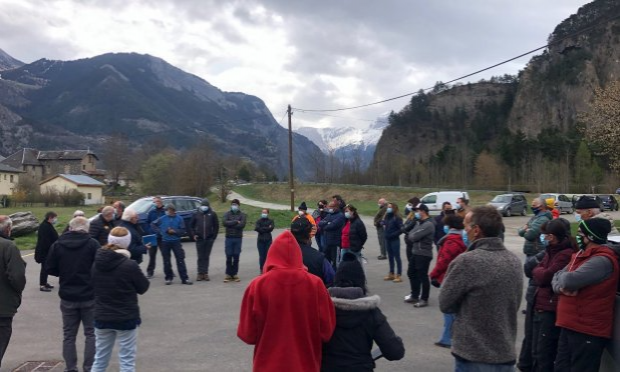 Petition : NON À LA CONSTRUCTION DES IMMEUBLES AU HAMEAU DE LA PAUTE (38520, LE BOURG D’OISANS) ET À LA SURCHARGE DE SA VOIRIE EXISTANTE !!