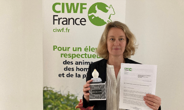 Petition : M. Macron, tenez vos engagements à sortir les poules des cages !