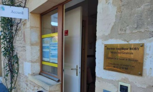 Petition : Nous voulons garder chez nous notre médecin sur son poste en campagne