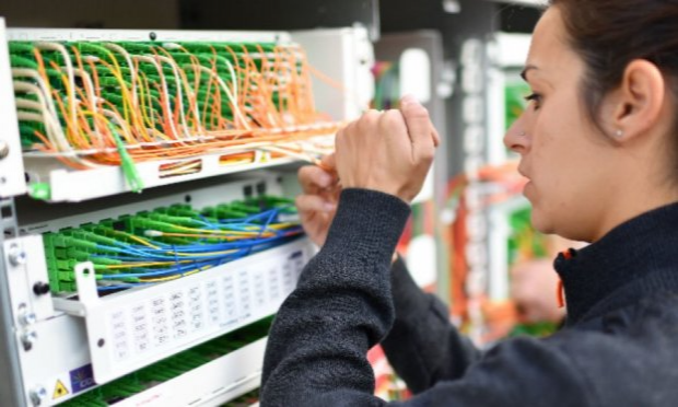 Petition : Exigeons la fin rapide du déploiement de la fibre optique aux Sables d'Olonne et à la Roche-sur-Yon !