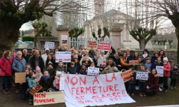 Petition : RPI Laives-BeaumontS/Grosne-St-Ambreuil en danger ! NON à cette nouvelle fermeture de classe !