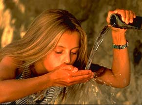 Evry :  l'eau n'est pas une marchandise, sa gestion doit être publique