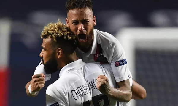 Prolongation du contrat de Eric Maxim Choupo-Moting