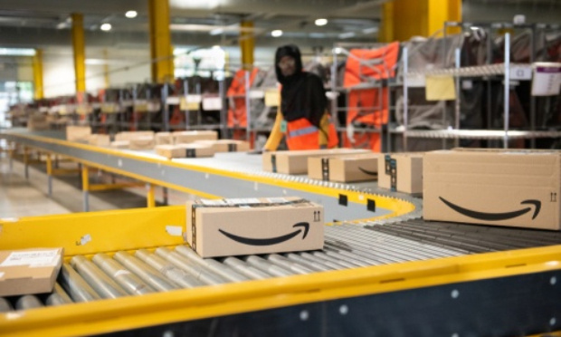 Retrait de tous les accessoires érotiques à caractère pédocriminel de la vente, notamment sur des site internet tels qu'Amazon