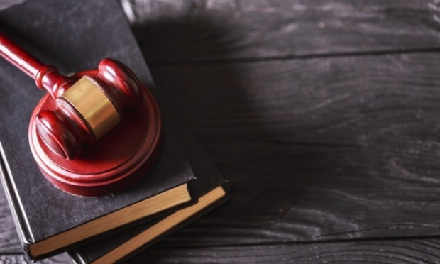 Que procès se fasse !