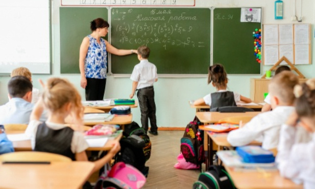 Courdimanche- Stop à l'école le Mercredi Matin