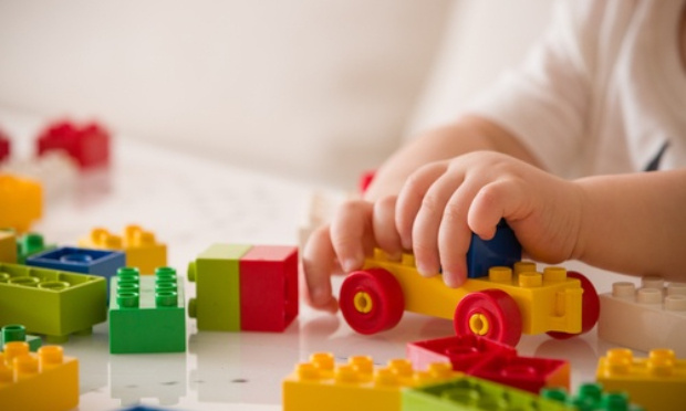 NON à la fermeture de classe en maternelle R. Rolland Nanterre