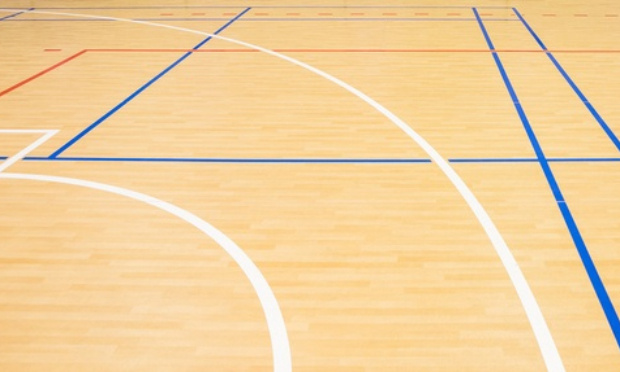 Non à l’arrêté municipal interdisant l’accès du public aux équipements sportifs et sociaux de la ville de Narbonne.