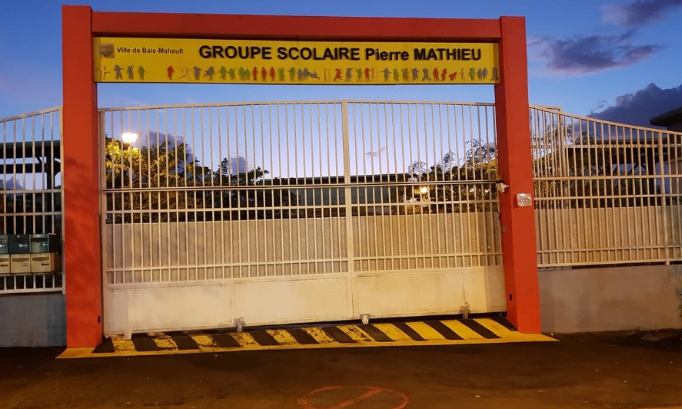 Pour une installation de citernes à l'école Pierre Mathieu par la mairie ! Oui à l'eau à l'école pour le droit à l'école !
