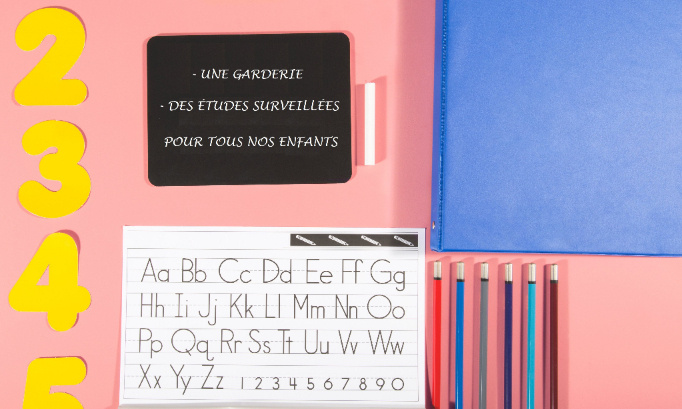 Non aux restrictions d'horaires et d'accès à la garderie / Non à la suppression des études surveillées