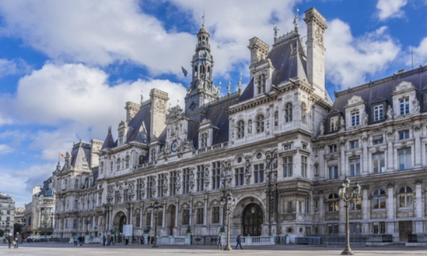 La destitution de la Maire de Paris Anne Hidalgo