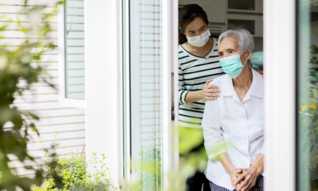 Pour que toutes les auxiliaires de vie bénéficient de la prime COVID