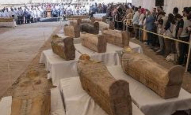 Mettre fin à la profanation des tombes des pharaons sous le prétexte de l'égyptologie
