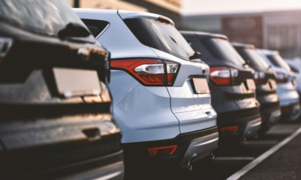 Pas touche aux places de parking de la petite hollande de Nantes