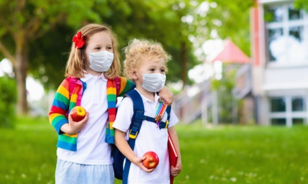 Pour fermer les institutions, écoles, collèges, lycées et universités