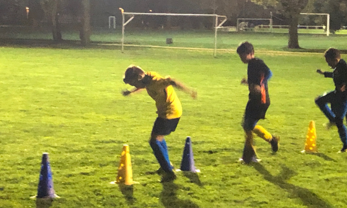 Si nos enfants peuvent aller &agrave; l&rsquo;&eacute;cole, ils peuvent aussi jouer au football !