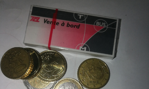 Covid : non au maintien de la vente à bord des bus