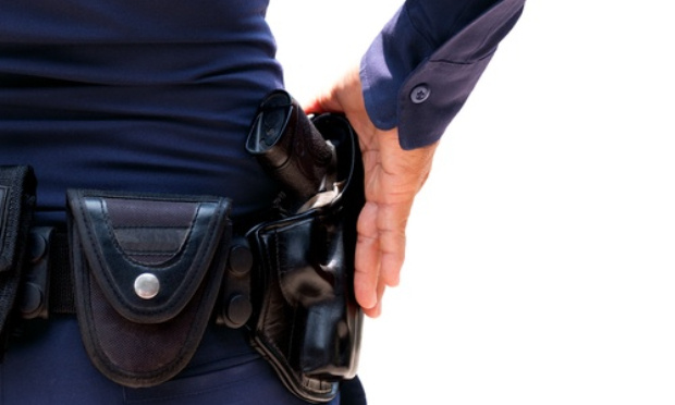 Autoriser le port d'armes pour les retraités de la gendarmerie et de la police !