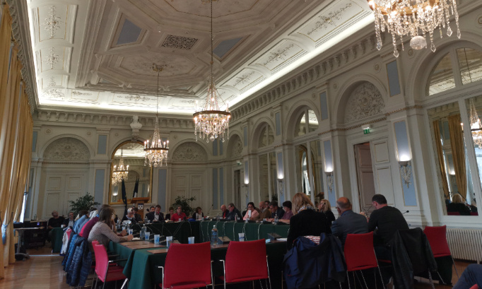 Pour le retour à une vie libre !