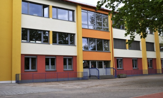 Pour un coin fumeur au lycée