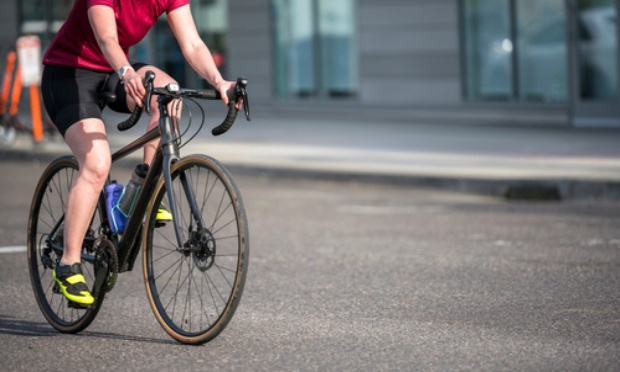 Pour étendre la limite de 1 km autour du domicile pour les pratiquants du vélo