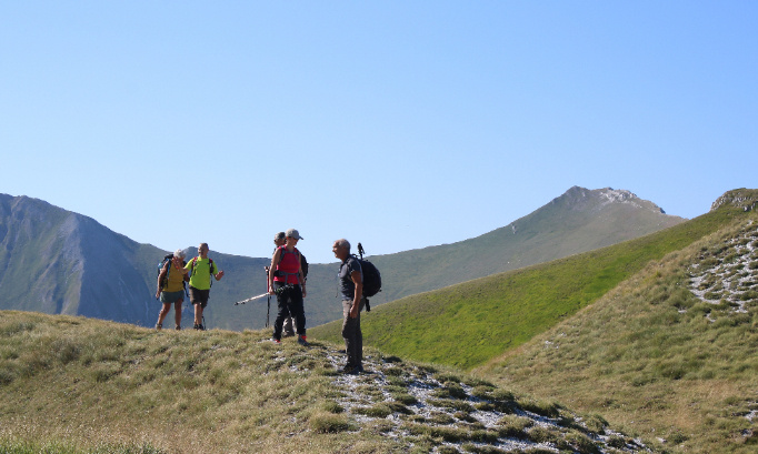 Nous voulons pouvoir emmener des groupes randonner dès le 15 novembre prochain, en proximité (20km).