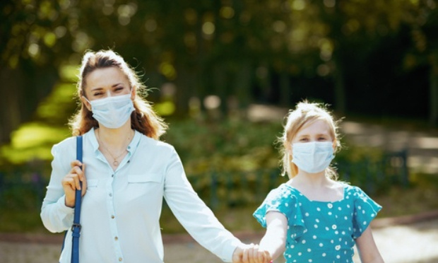 Contre le port du masque pour les enfants