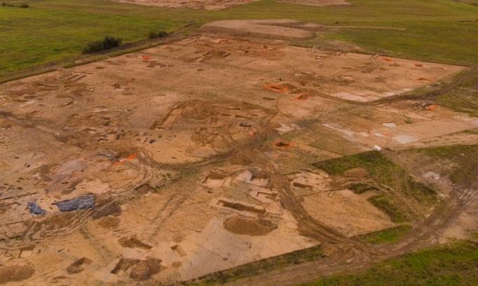 STOPPONS le projet d’entrepôt logistique XXL d'Illies Salomé