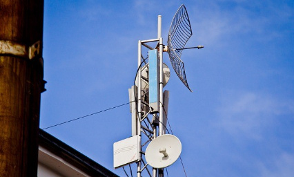 Contre l'installation d'une antenne relais à proximité des habitations