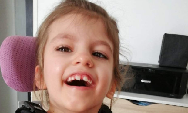 Mobilisation pour soutenir les parents de lexane