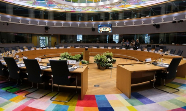 Ne votez pas la loi sécurité globale. Défendons nos droits et libertés.