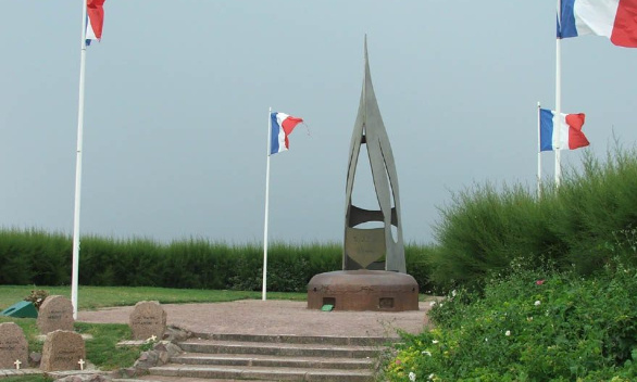 Ensemble sauvons notre démocratie ! Ensemble sauvons la France ! Destitution d'Emmanuel MACRON qui doit être traduit devant la Haute Cours de Justice de la République pour haute trahison !