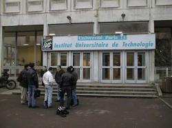 Contre la dérive dangereuse de la direction de l'IUT Saint-Denis !