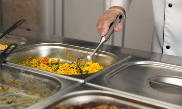Amélioration immédiate des repas servis à la cantine