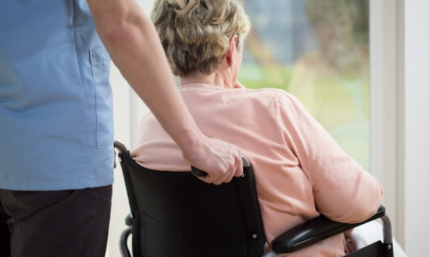 Aidez-vous à ce que le procureur de la république nous autorise à déposer plainte à l'encontre d'un EHPAD public mouroir