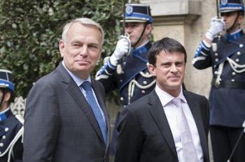 Démission des Ministres qui nous mentent en direct pendant le JT