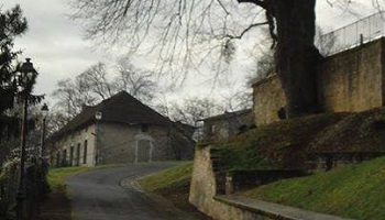 Contre la démolition du logis du XVIIIème de la collégiale de Vaucouleurs