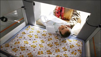 Expérimenter le premier Berceau pour la Vie afin de recueillir les bébés non désirés