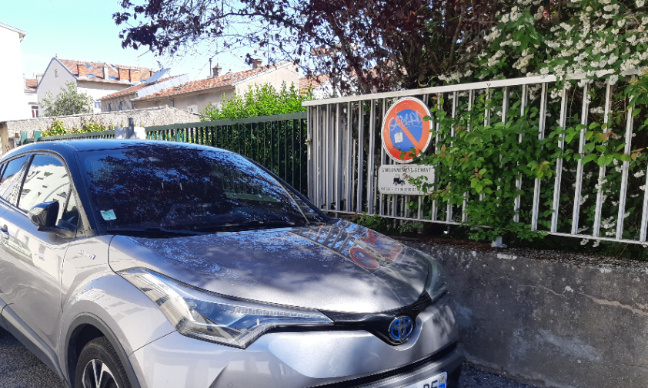 STATIONNEMENT INTERDIT ET GENANT