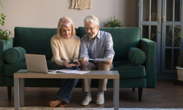 Transparence sur les traitements des pensions de retraite