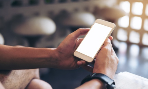 Mettre fin à l'arnaque des opérateurs de téléphonie mobile au Cameroun