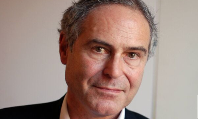 Pour la réintégration du Professeur Christian PERRONNE