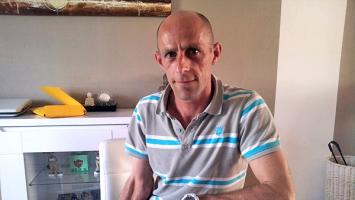 Laissez Michael, invalide, continuer le concours d'inspecteur du permis de conduire !