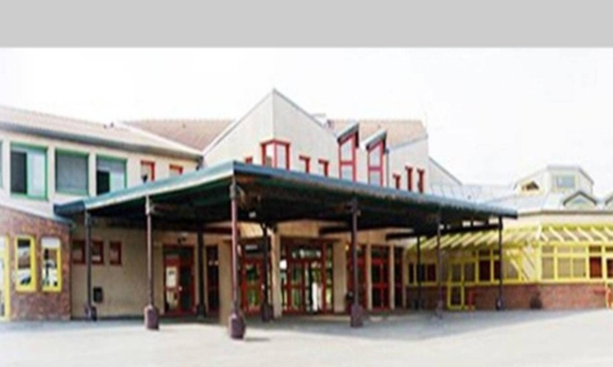 Absence professeur de mathématiques au collège de l'Europe à Dammartin en Goele