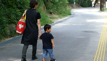 Une maman séparée de son fils