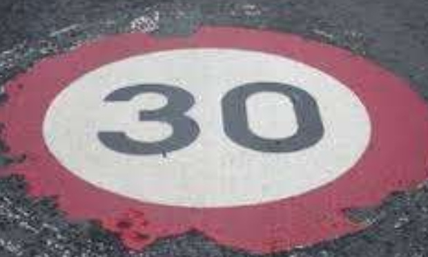 Sur la problématique du 30 km dans Bruxelles. La presse choisit le camp des écolos, elle ment sans scrupule en minimisant la colère des citoyens bruxellois et non bruxellois.