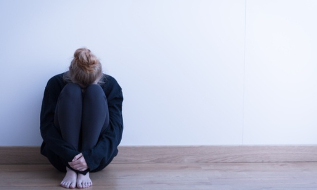 Avoir plus de soutien et de moyens pour aider les personnes en santé mentale.