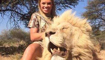 Contre les agissements de la tueuse texane d’animaux !