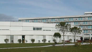 Les parkings du Centre Hospitalier de Valence doivent rester gratuits !